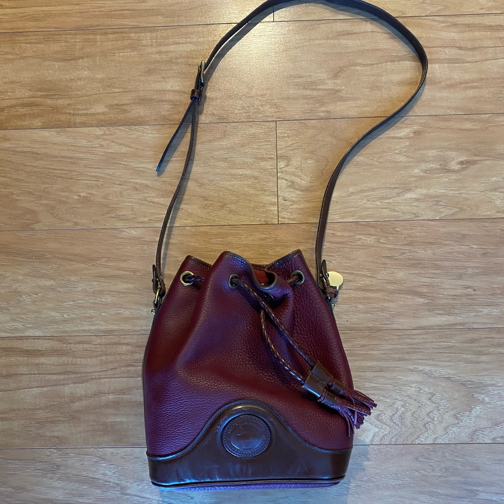 Dooney & Bourke bucket bag